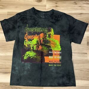 Goosebumps Cropped Graphic Short Sleeve Tee Shirt Women’s Small